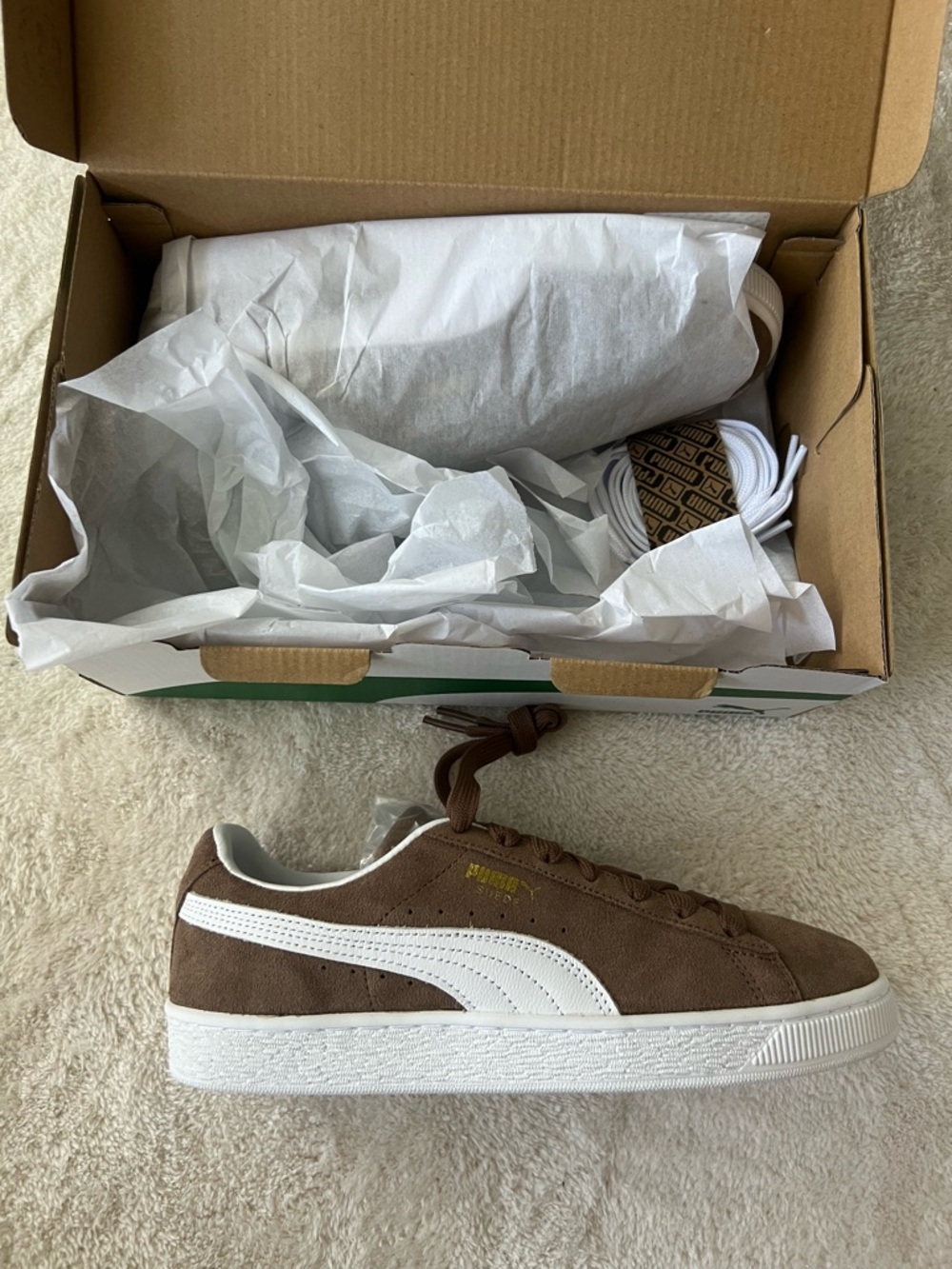 BNWT Puma Suede Classic (brown)